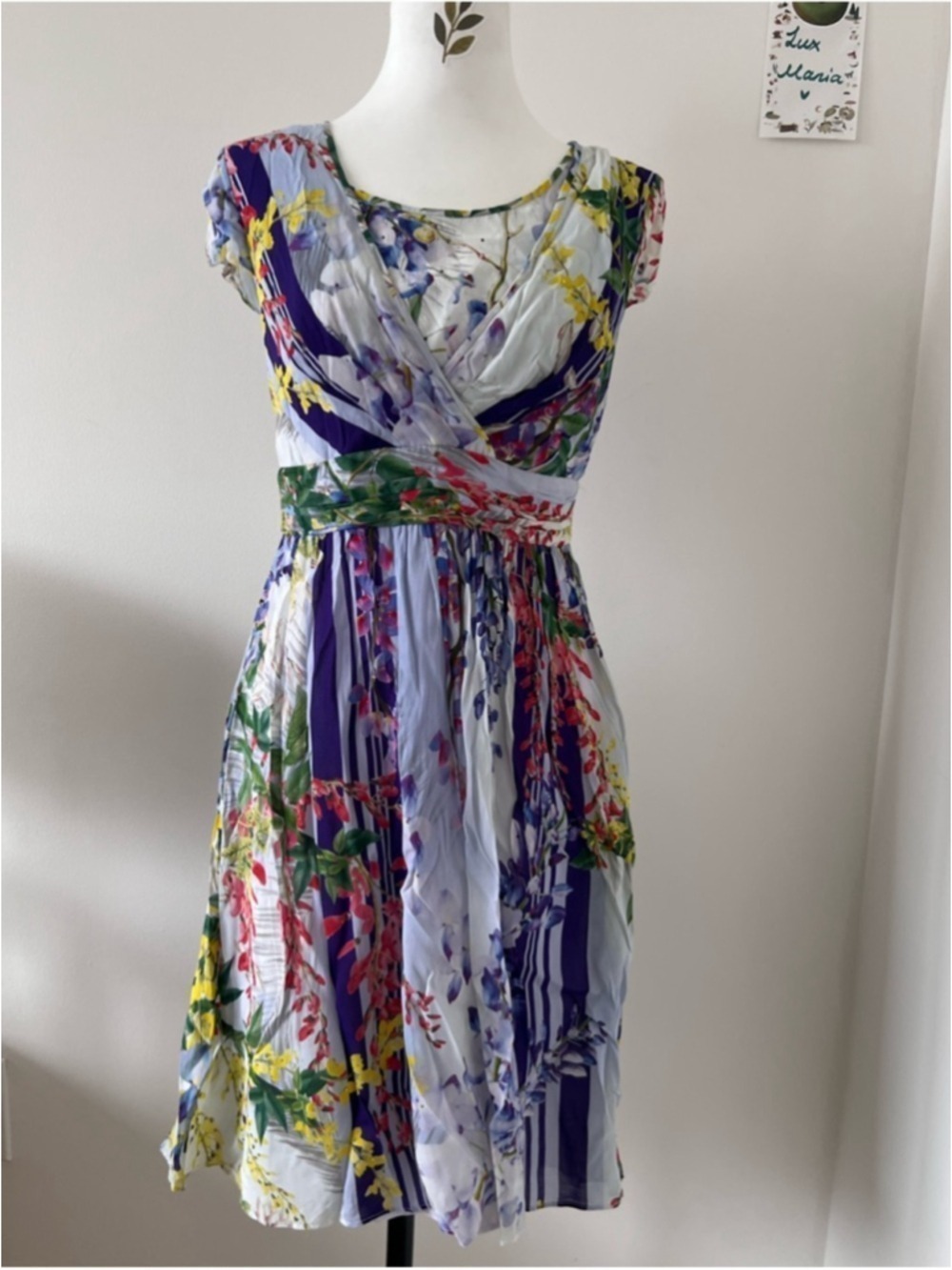 Vintage Floral Print Silk Wrap Style Dress with Rhinestone Details XS-S Spring